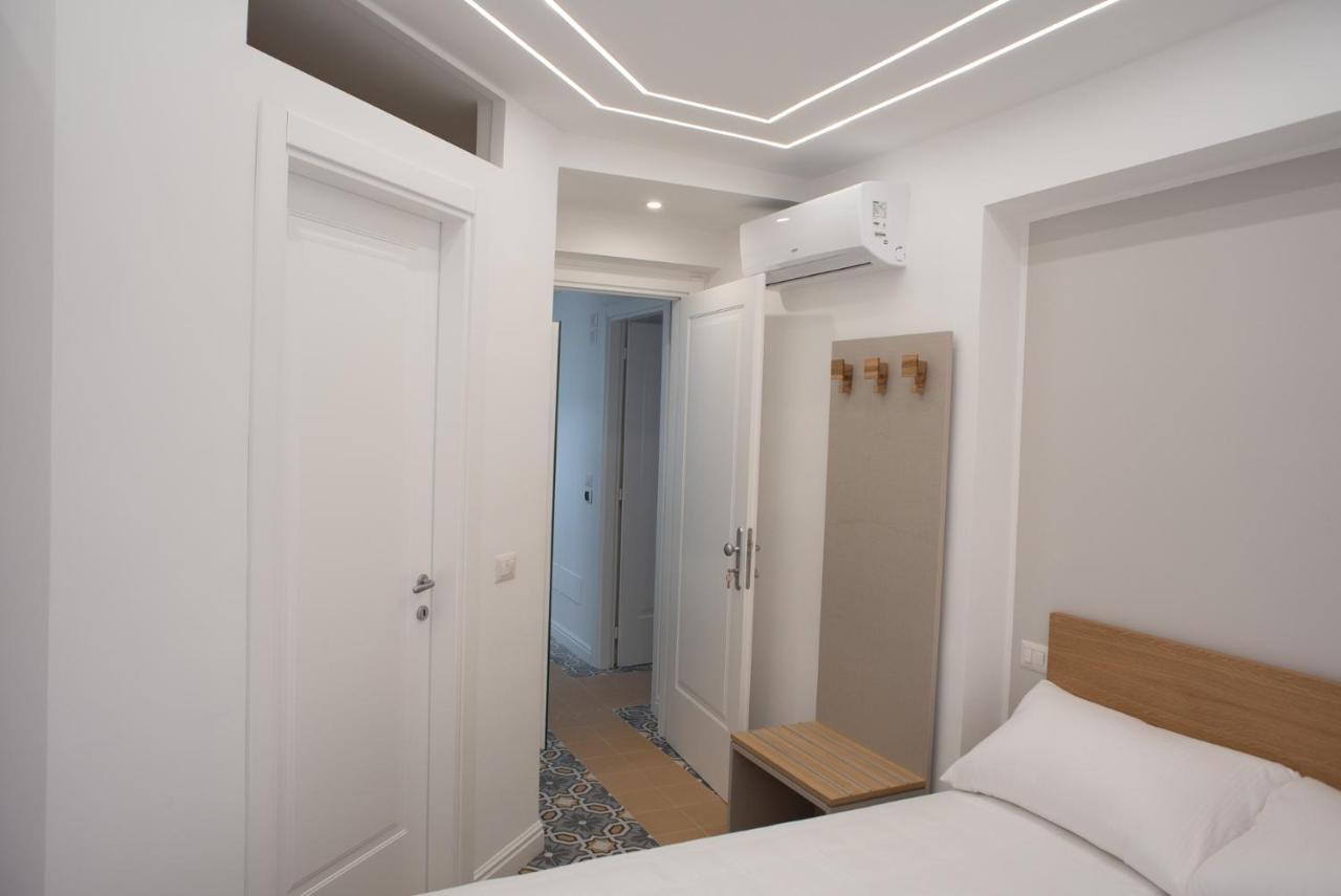 Palazzotto 902 Bed and Breakfast Crotone Buitenkant foto